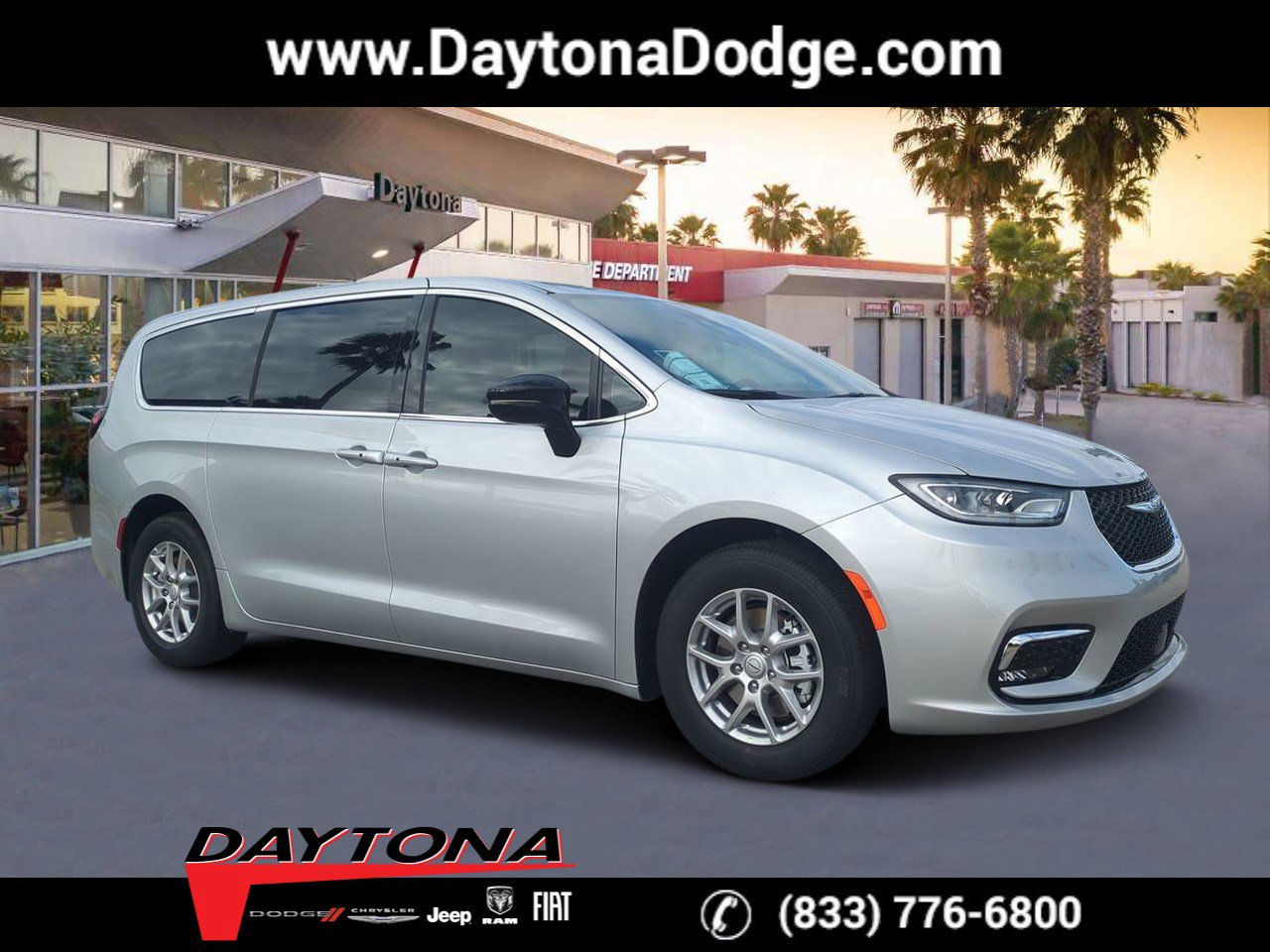 2026 Chrysler Pacifica Select's photo