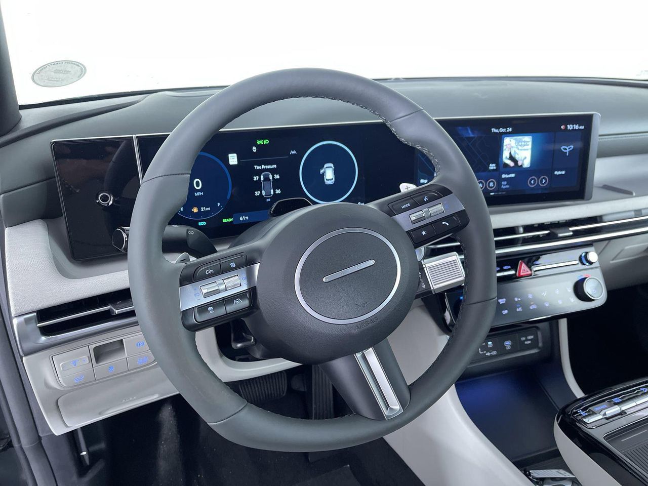 2025 Hyundai Tucson Limited photo 15