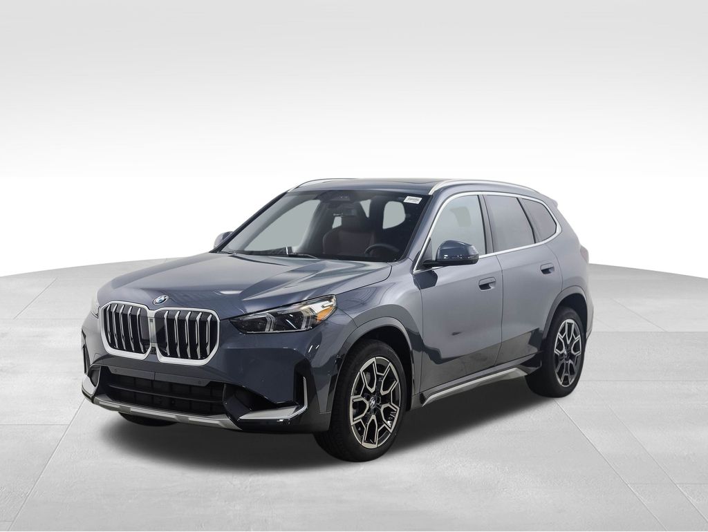 2026 BMW X1 28i's photo