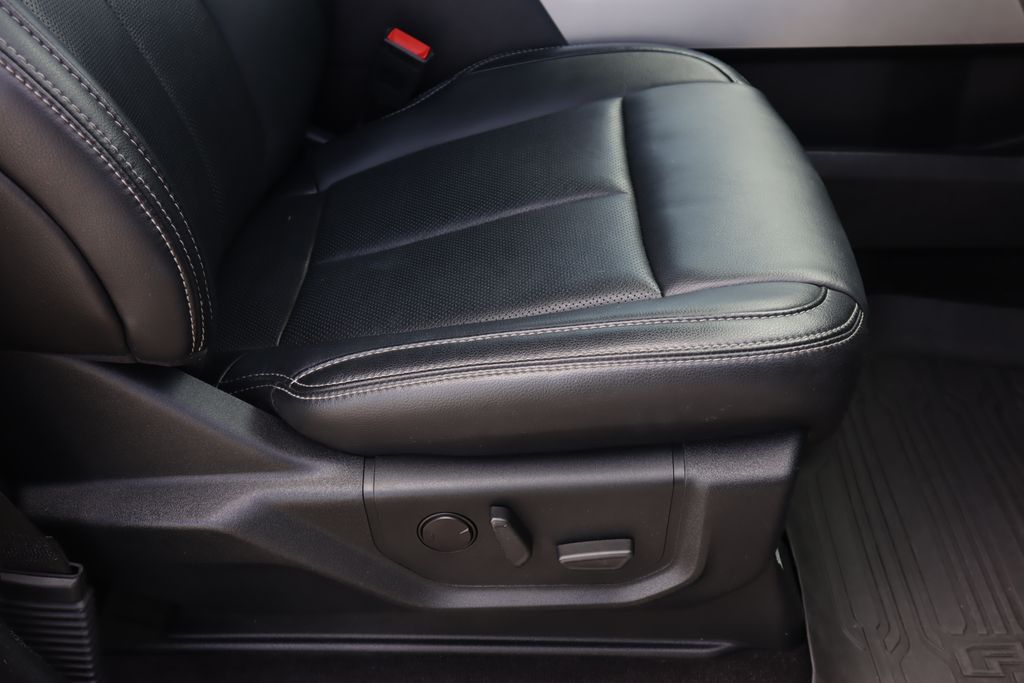 2019 Ford F-150 Lariat photo 27