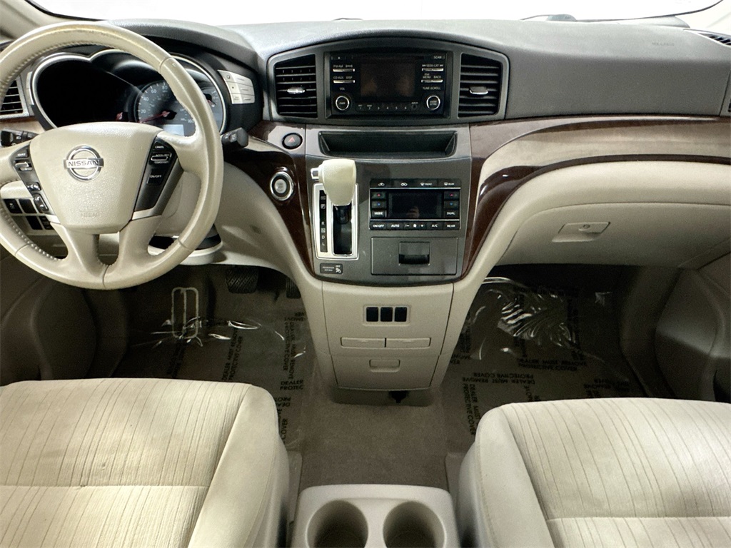 2012 Nissan Quest SV photo 13