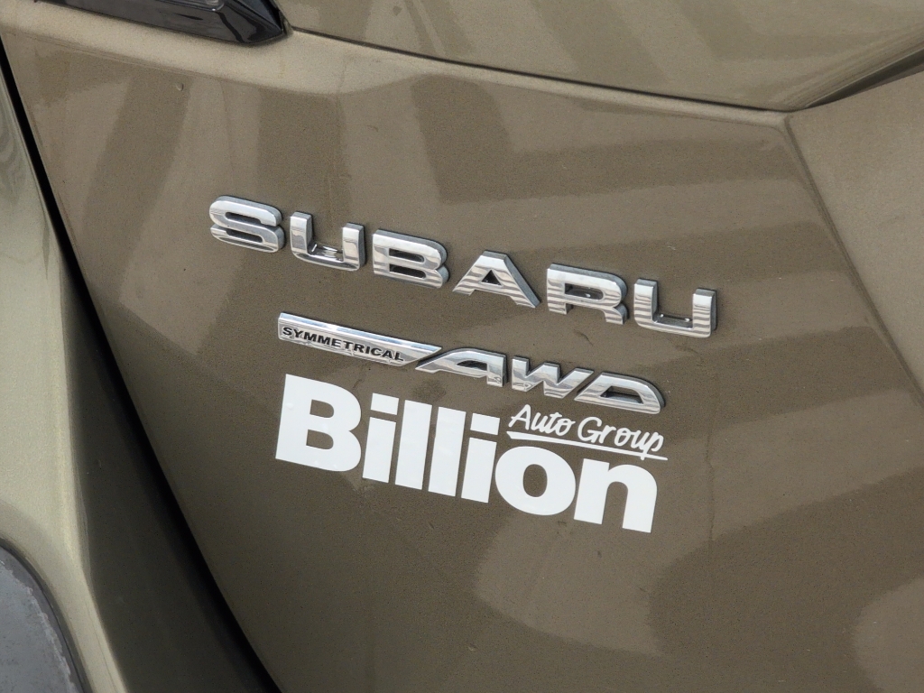 2020 Subaru Outback Premium photo 3