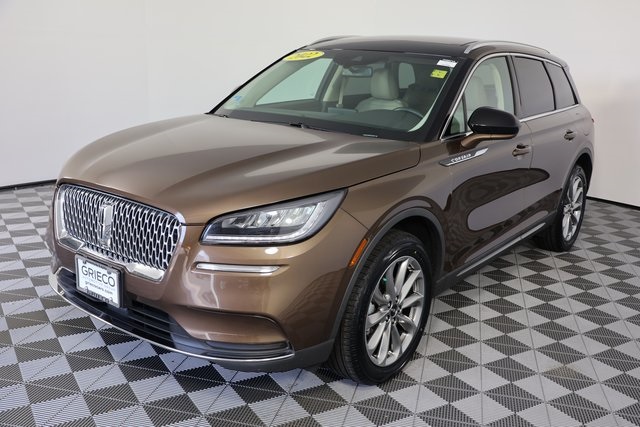 2022 Lincoln Corsair Standard photo 4