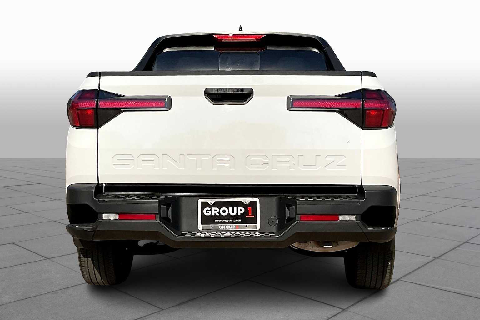 2024 Hyundai Santa Cruz SEL photo 3