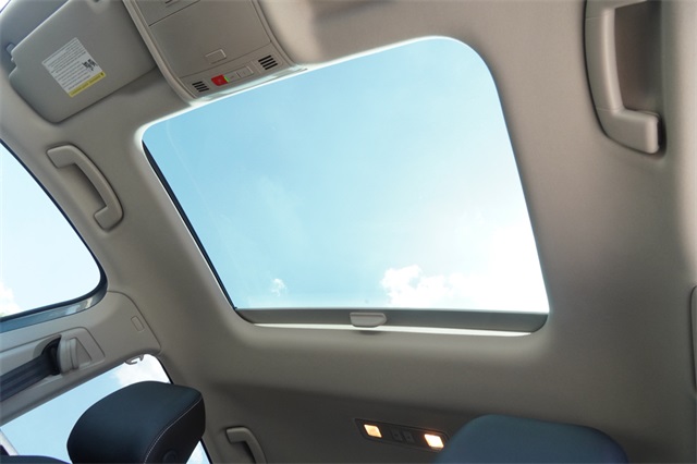 2024 Volkswagen Jetta 1.5T SEL photo 28
