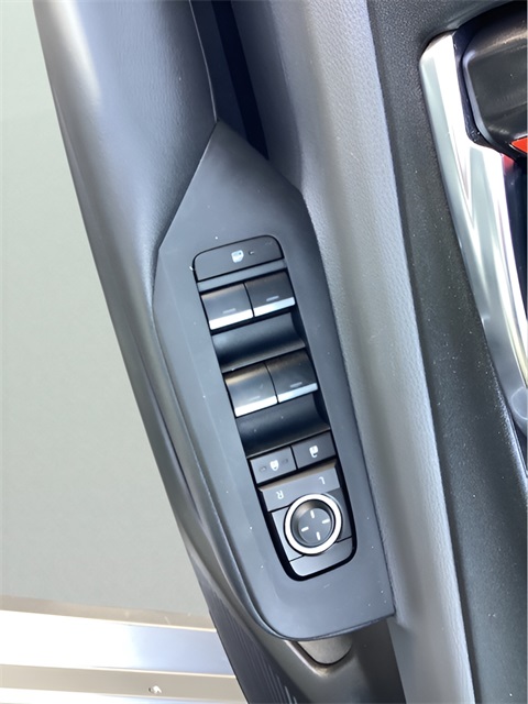 2023 Toyota Prius XLE photo 19