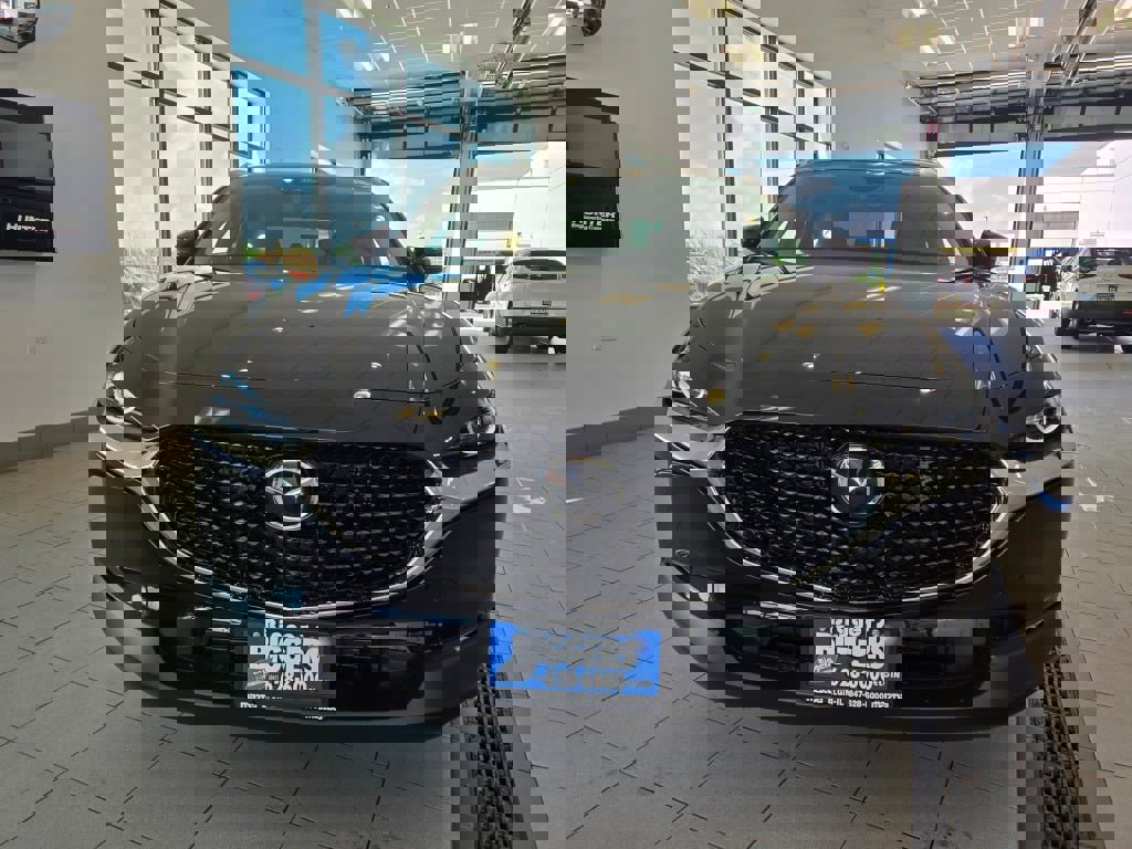 2025 Mazda CX-30 2.5 S Preferred photo 2