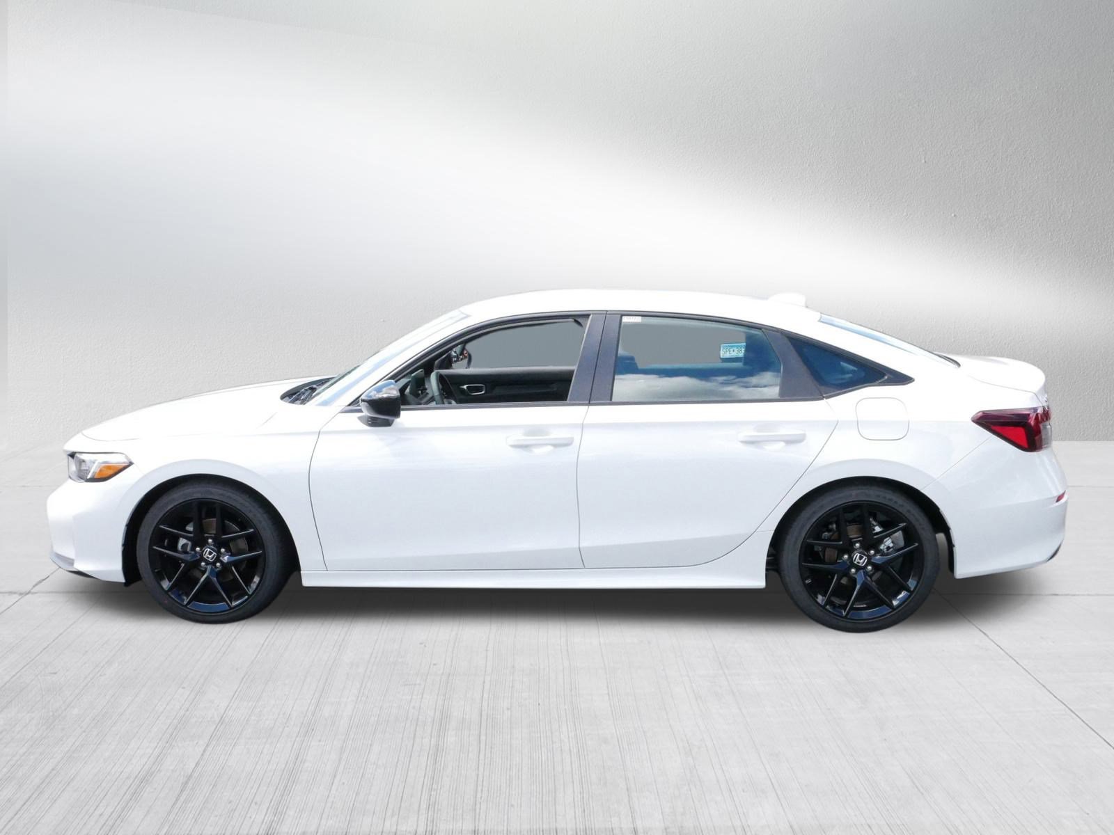 2025 Honda Civic Sport photo 4