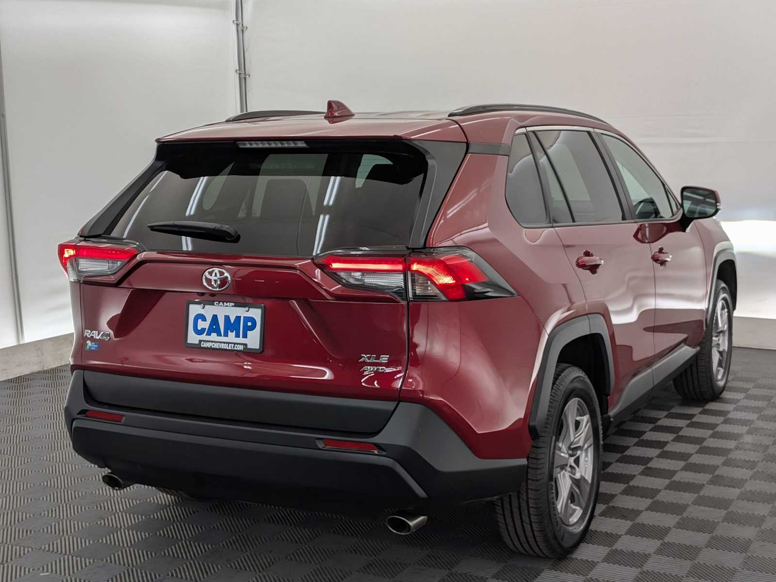 2024 Toyota RAV4 XLE photo 5
