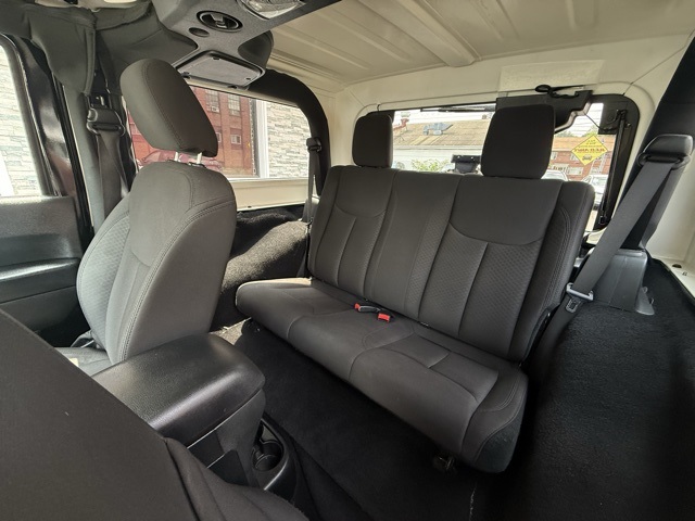 2017 Jeep Wrangler Willys Wheeler photo 13