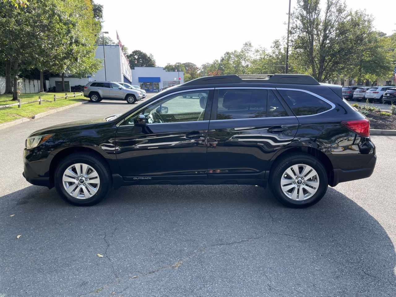 2019 Subaru Outback 2.5i Premium photo 4