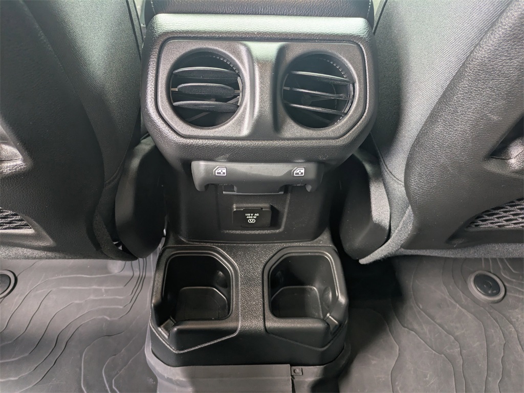 2024 Jeep Gladiator Mojave photo 13