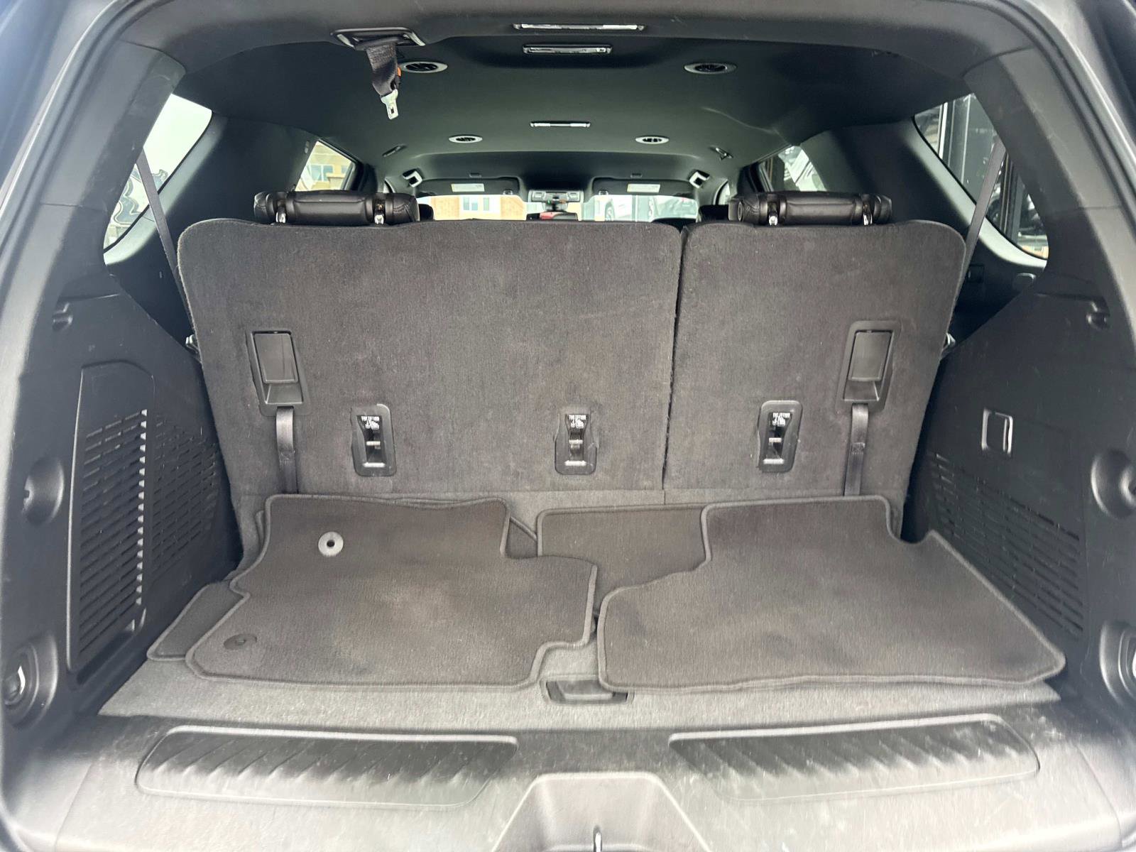 Used 2022 Summit White Chevrolet LT image 8