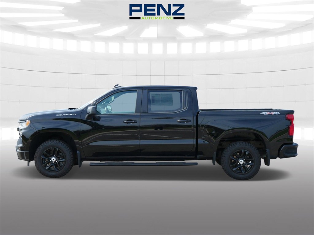 2023 Chevrolet Silverado 1500 RST photo 4