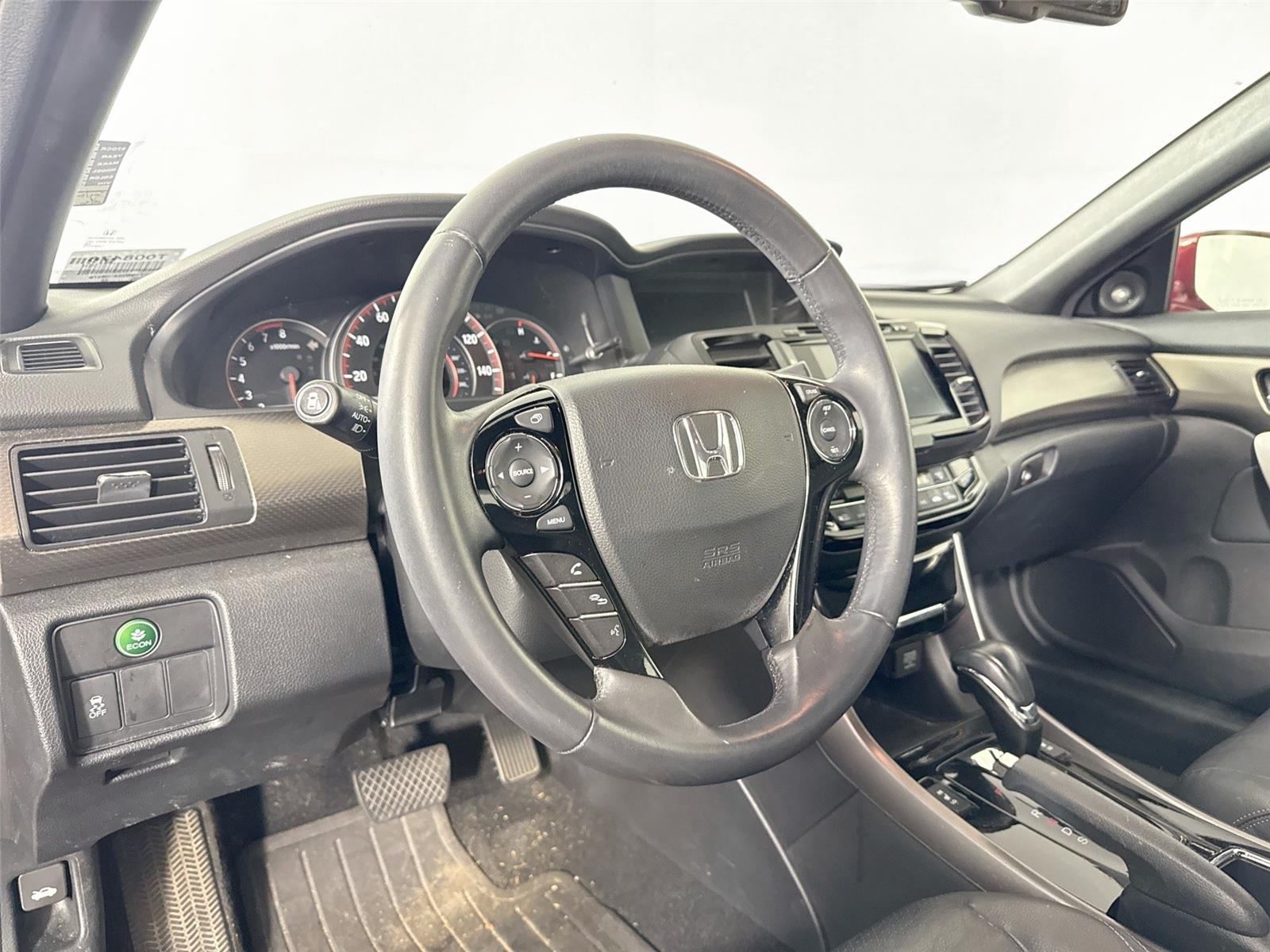2016 Honda Accord EX-L photo 11