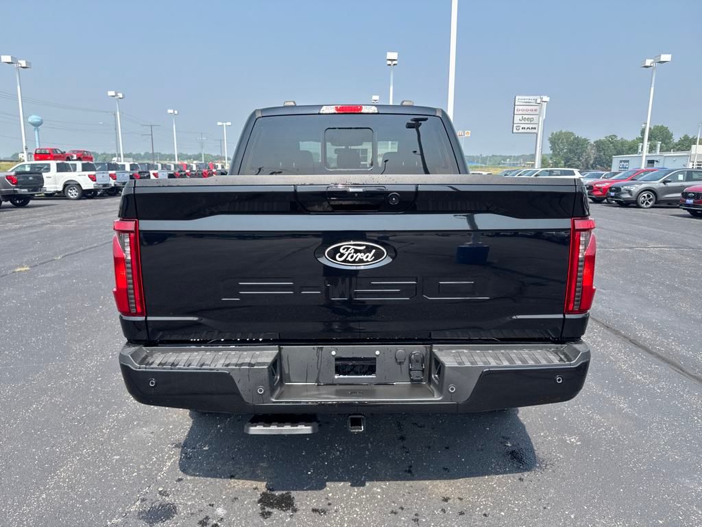 2025 Ford F-150 XLT photo 3