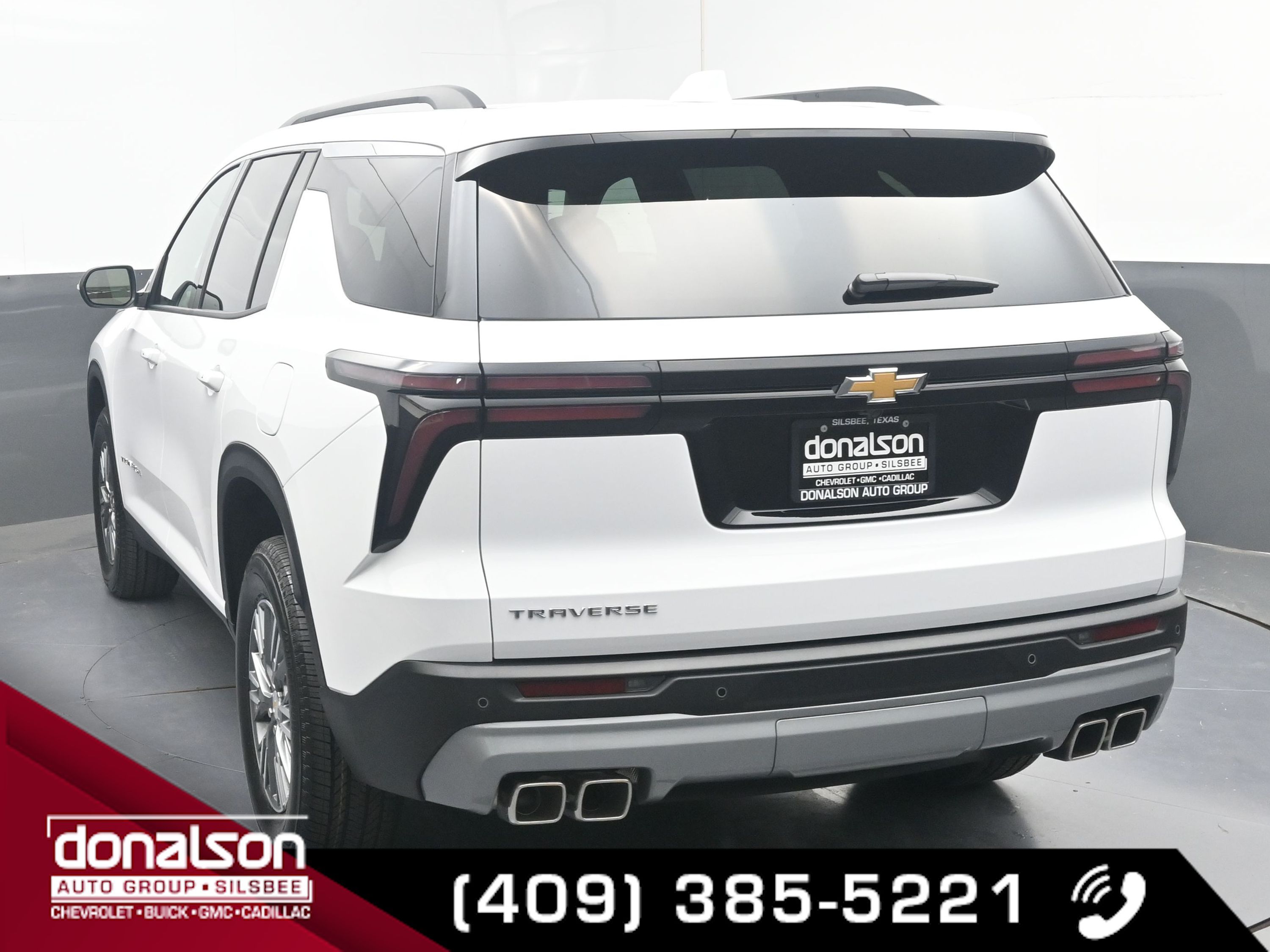 2026 Chevrolet Traverse photo 3
