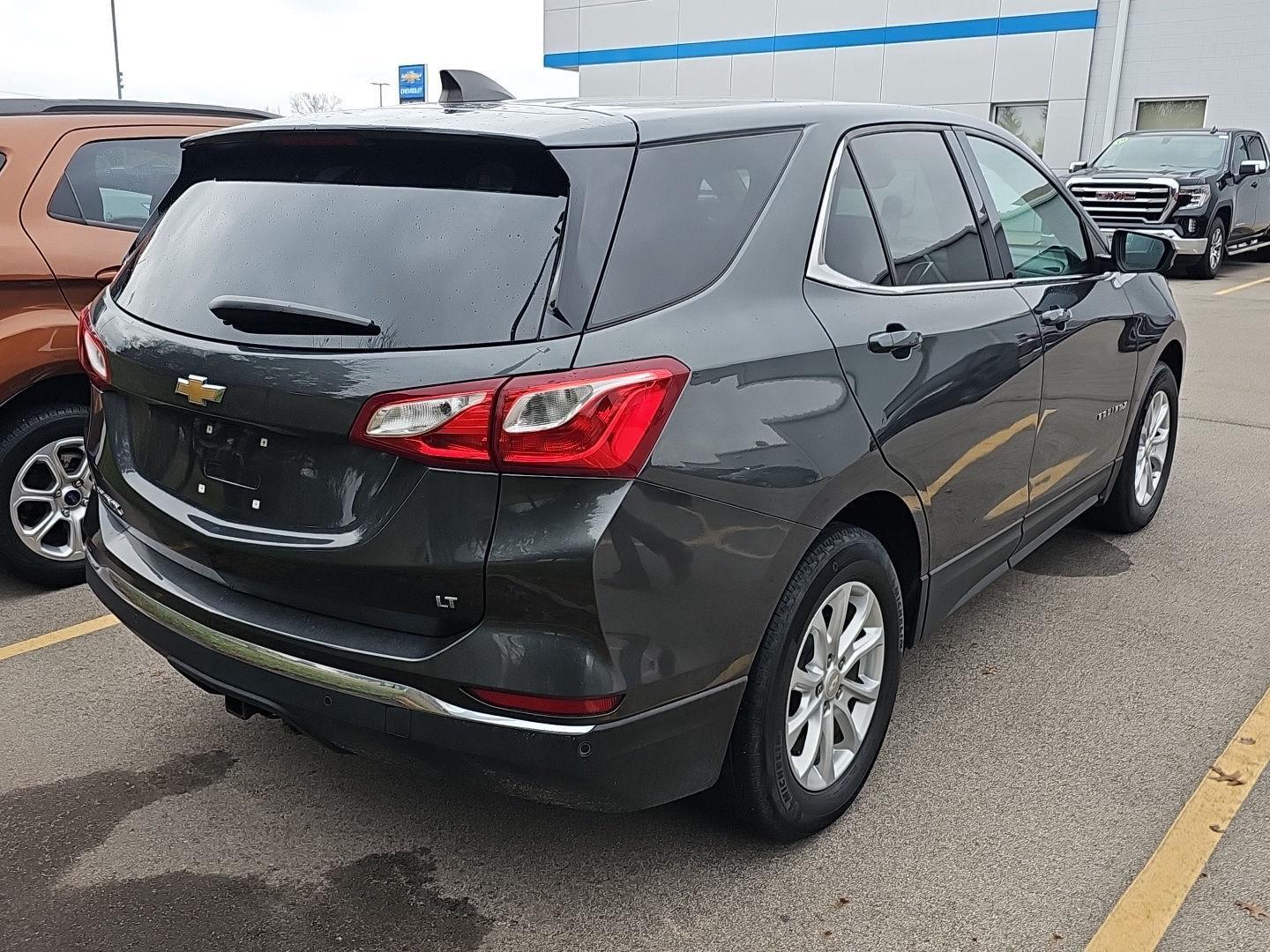 2020 Chevrolet Equinox LT photo 3