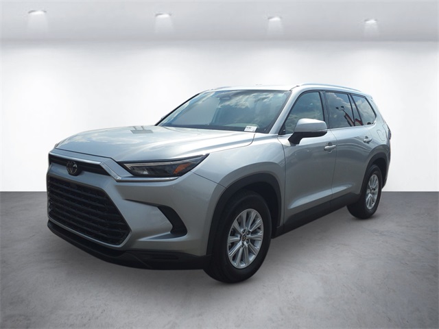 2025 Toyota Grand Highlander XLE's photo