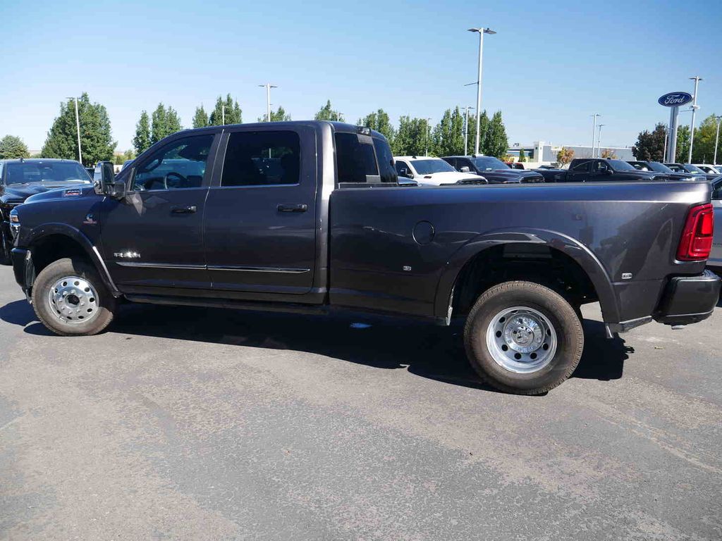2026 Ram 3500 Limited photo 20