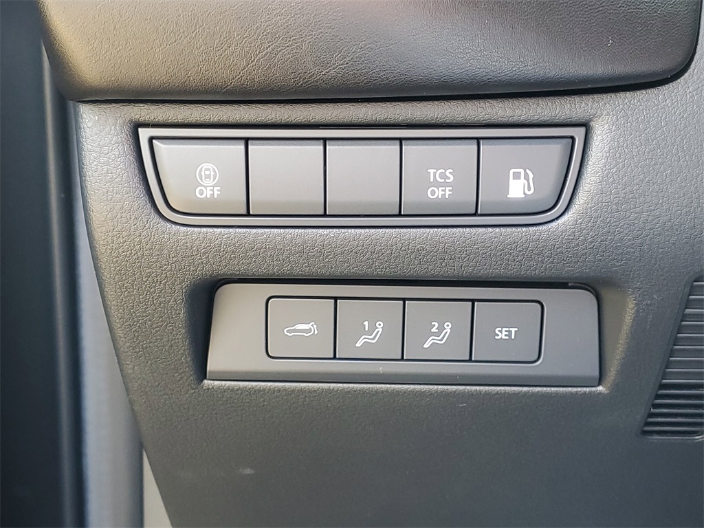 2025 Mazda CX-50 Premium photo 19