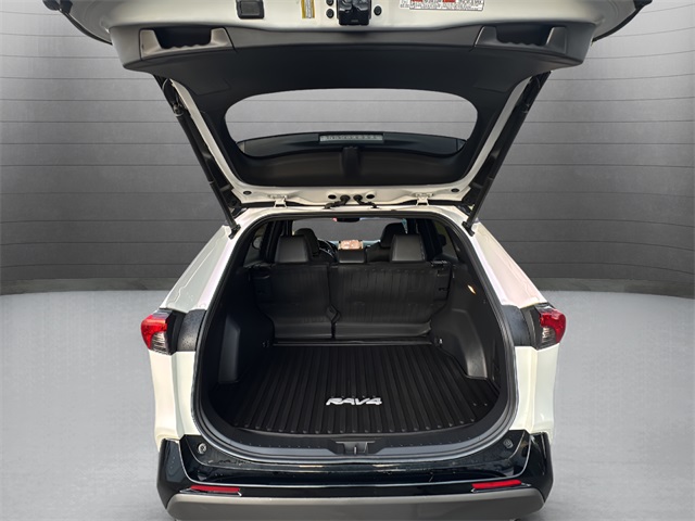 2021 Toyota RAV4 Hybrid XSE photo 30