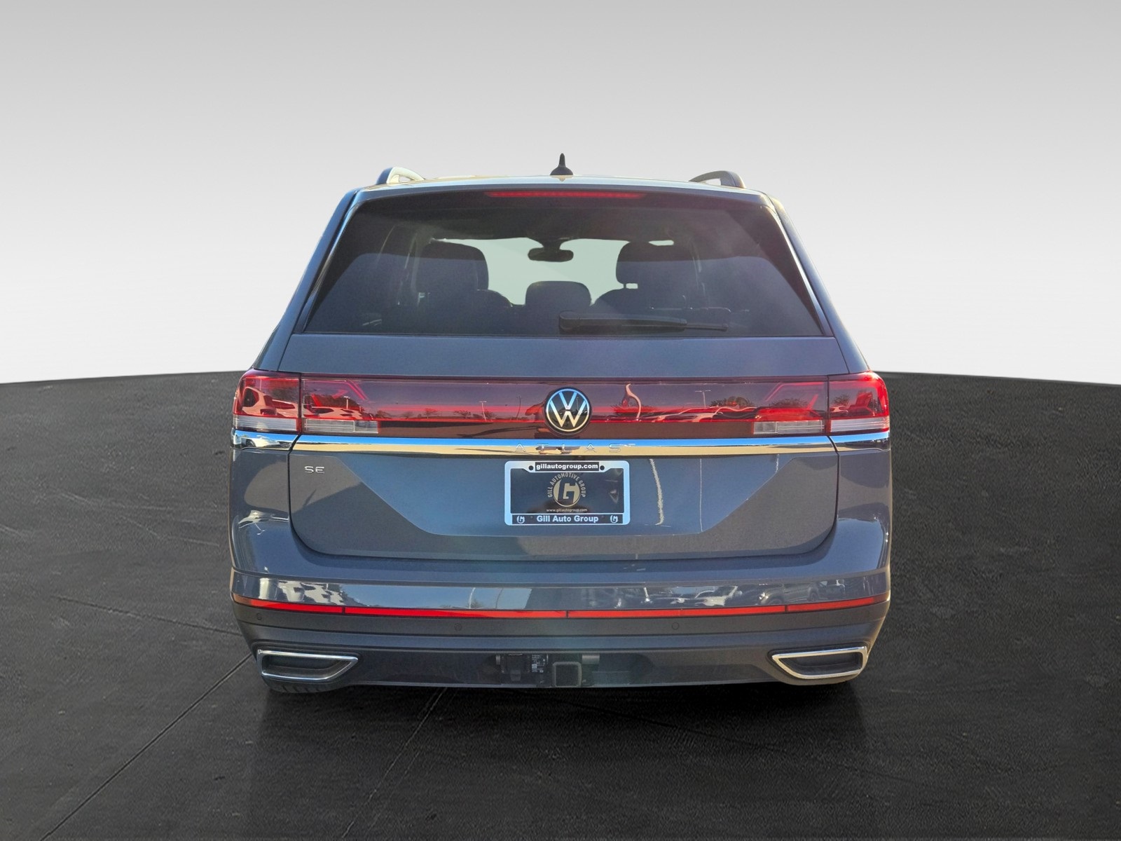 2026 Volkswagen Atlas SE Technology photo 2