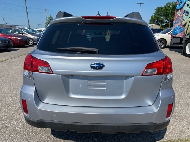 2012 Subaru Outback 2.5i photo 4
