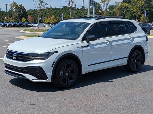 2024 Volkswagen Tiguan SE R-Line Black photo 8