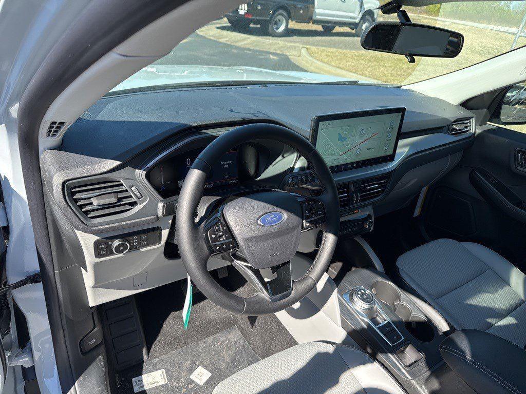2025 Ford Escape Plug-In Hybrid photo 5