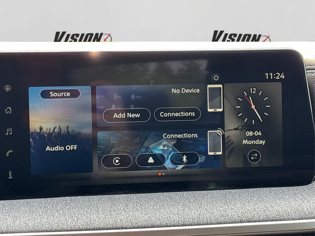2025 Nissan Kicks SV photo 16