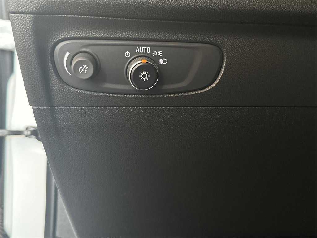2021 Buick Envision Preferred photo 18