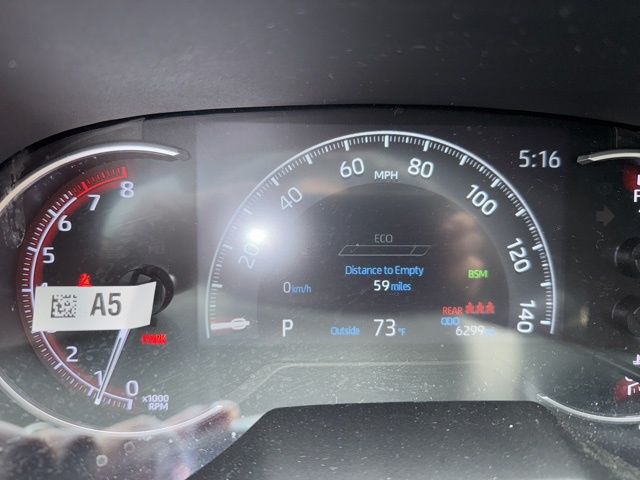 2024 Toyota RAV4 LE photo 2