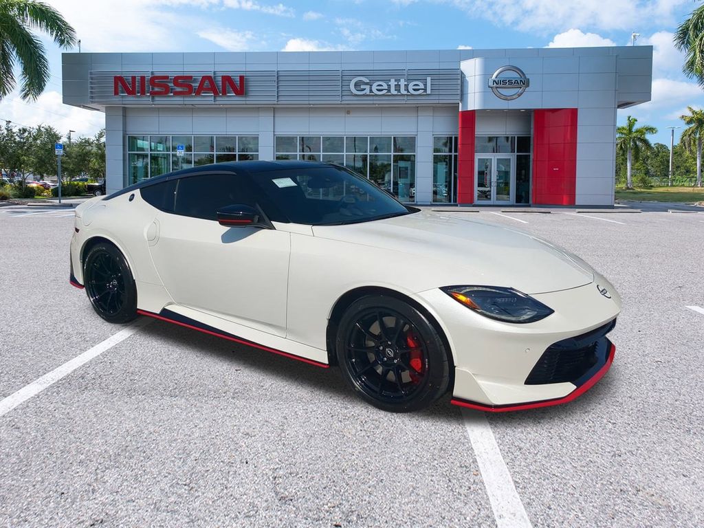 2025 Nissan Z Nismo photo 3