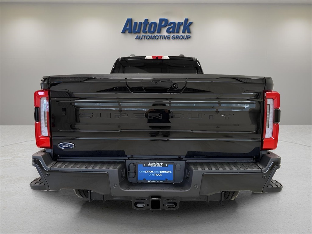 2026 Ford F-250 Platinum photo 3