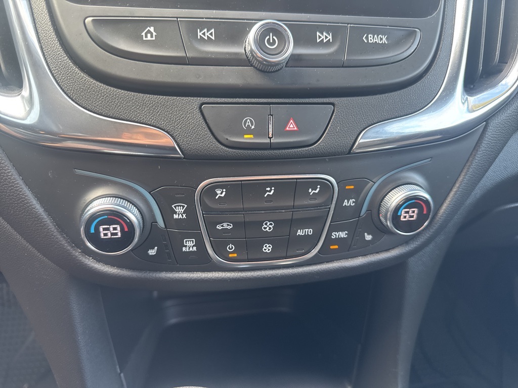 2022 Chevrolet Equinox LT photo 29