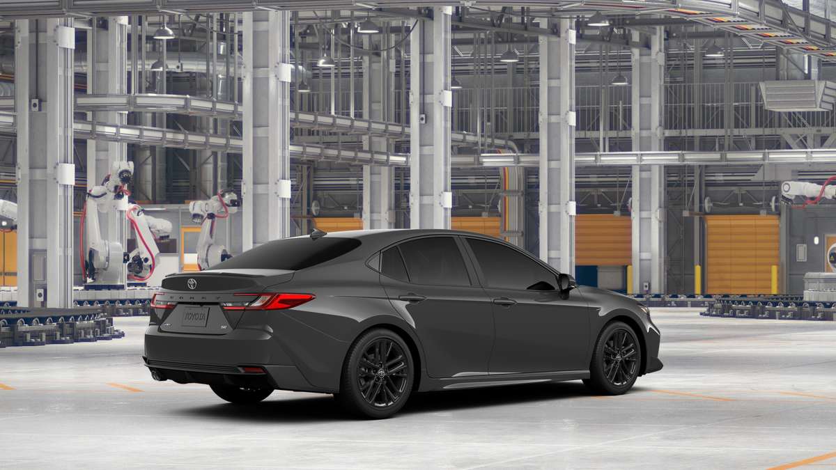 2025 Toyota Camry SE photo 5