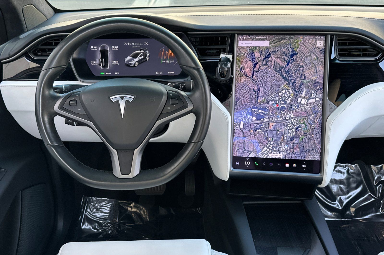 2020 Tesla Model X Long Range photo 22