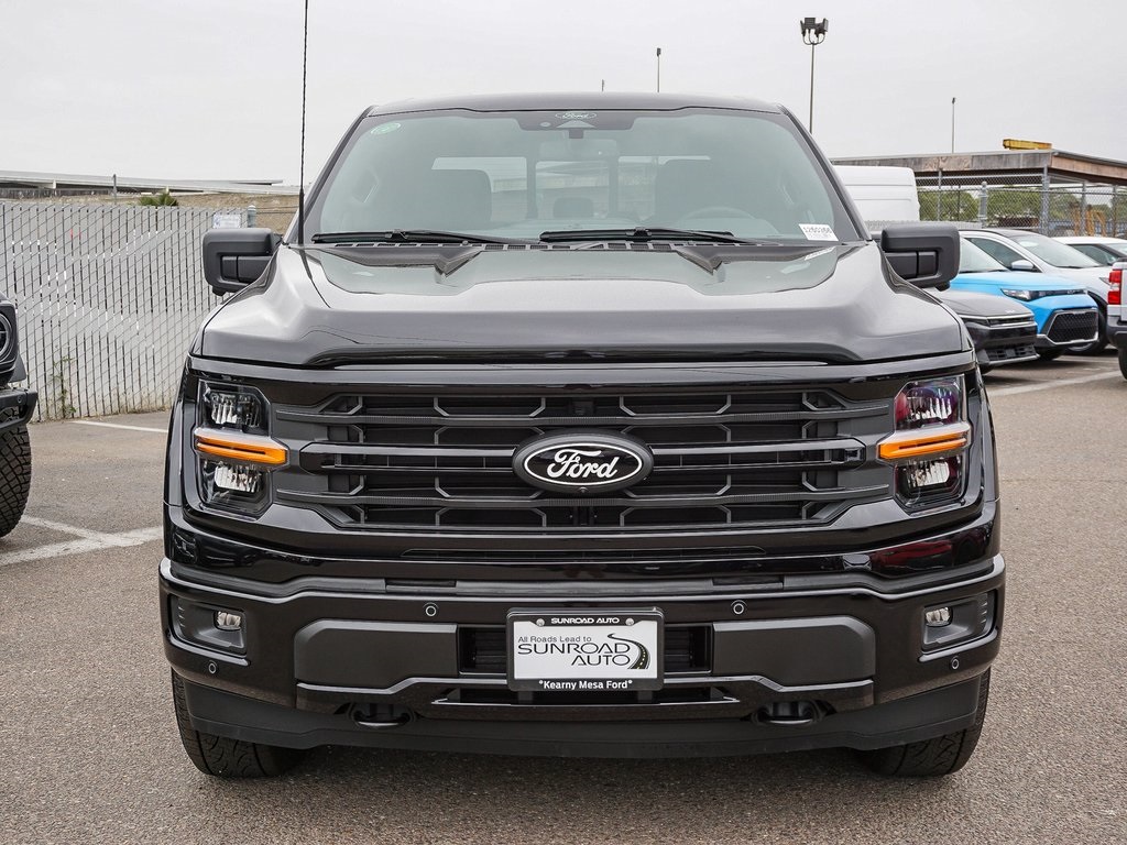 2025 Ford F-150 XLT photo 2