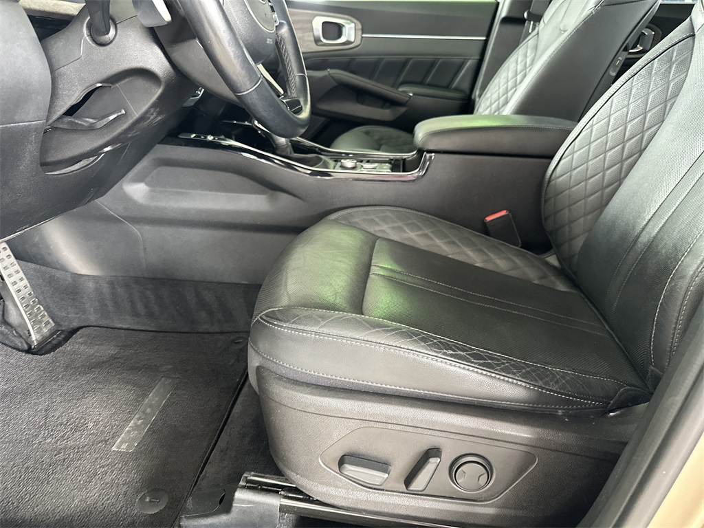 2021 Kia Sorento SX Prestige X-Line photo 11