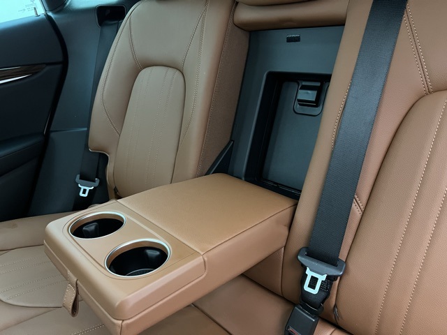 2022 Maserati Levante GT photo 37