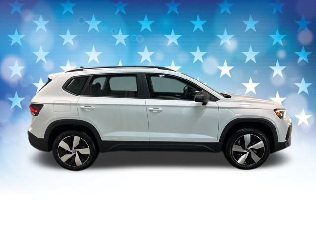 2025 Volkswagen Taos S photo 2