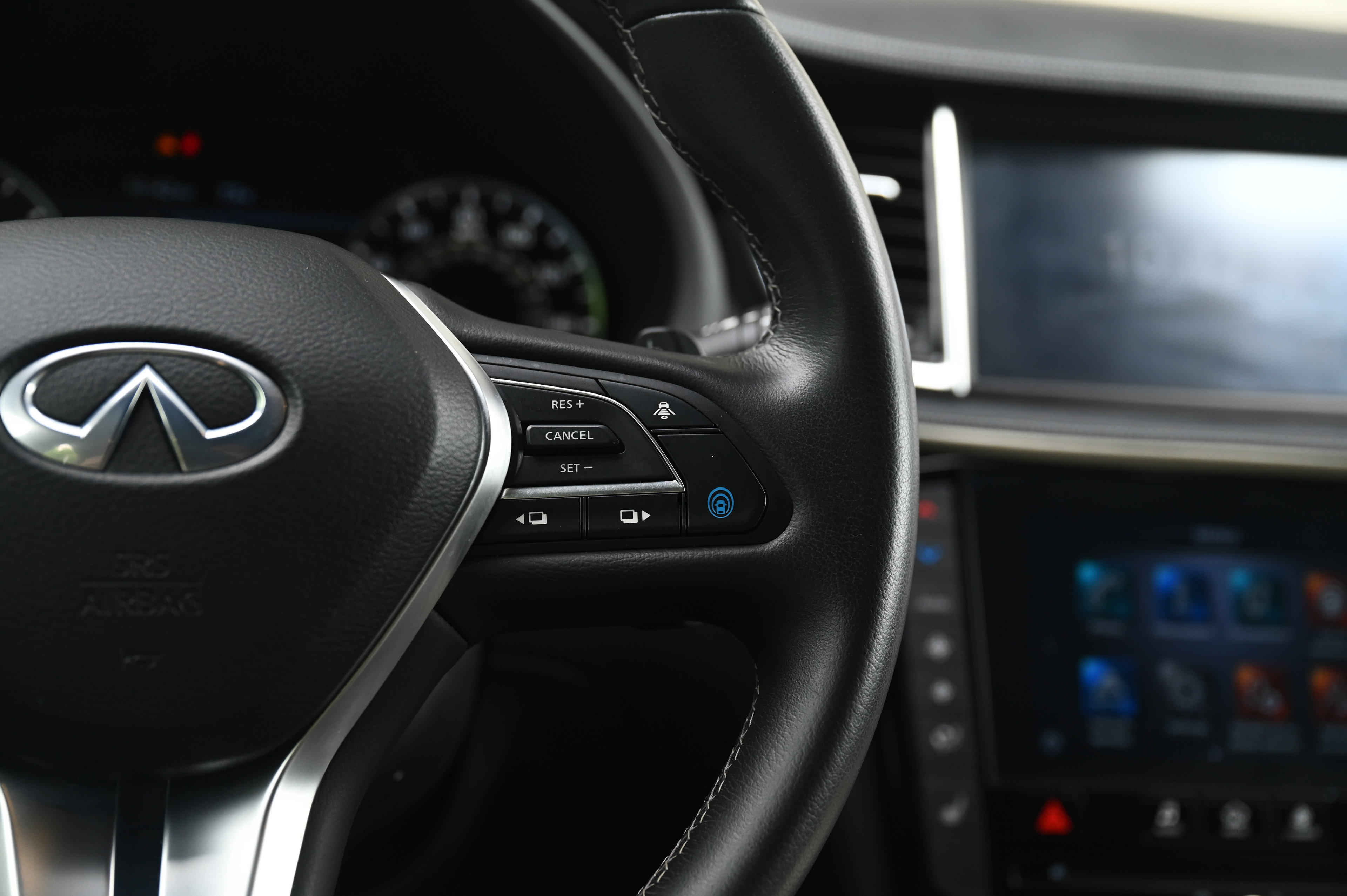 2024 Infiniti QX55 Luxe photo 40
