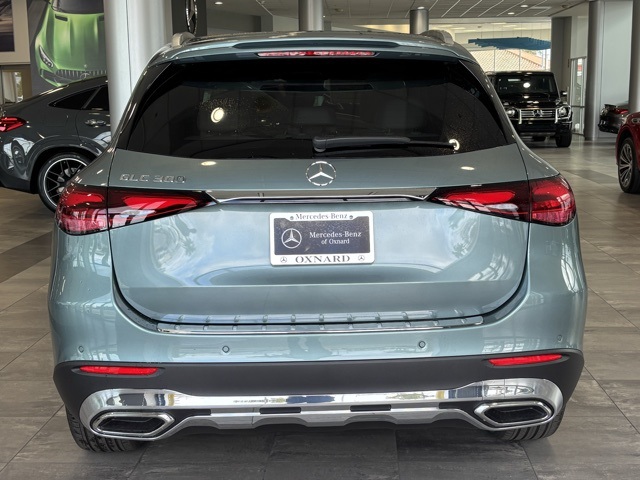 2026 Mercedes Benz GLC 300 photo 4