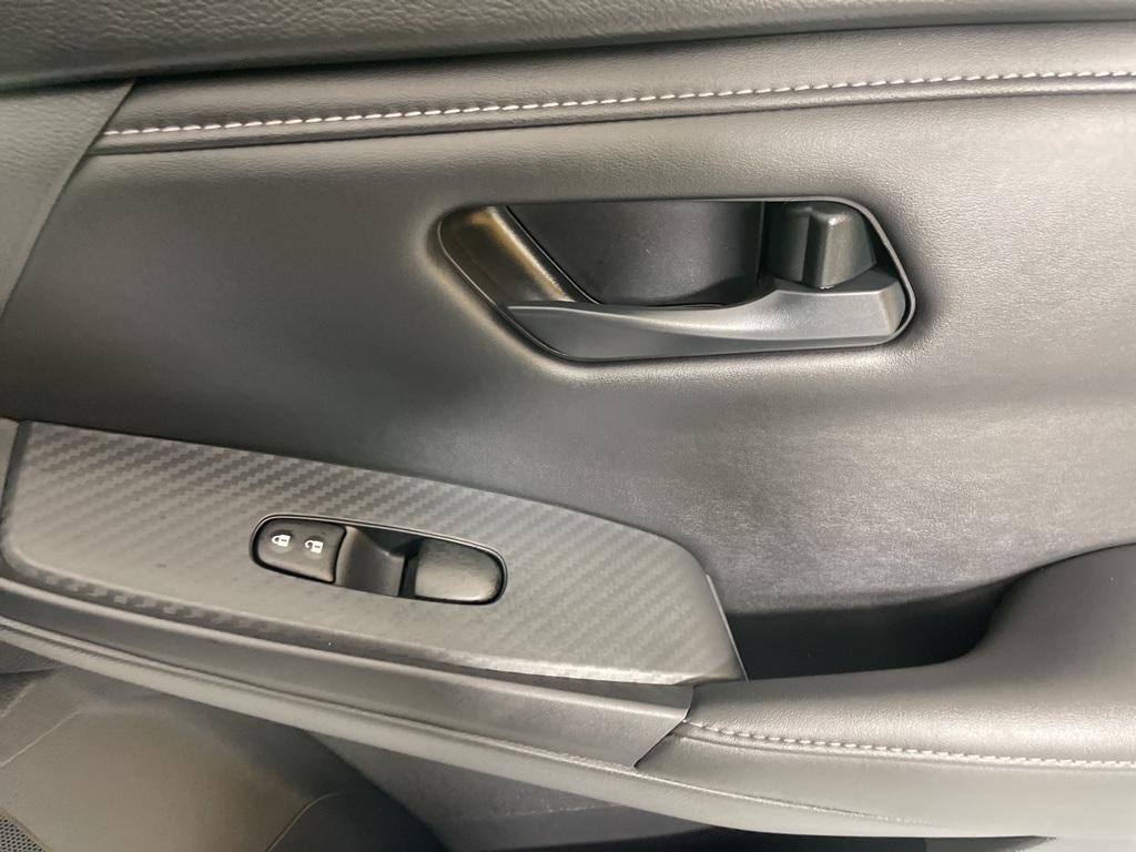 2025 Nissan Sentra S photo 12
