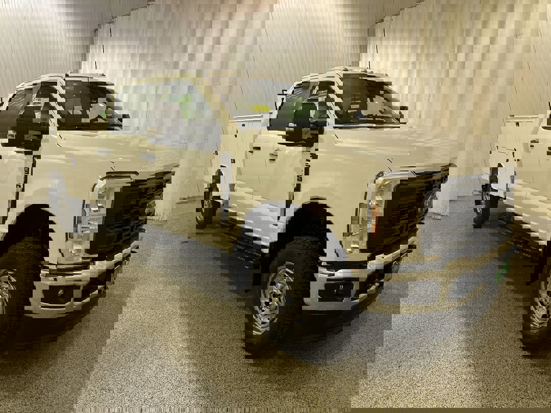 2026 Ford F-350 Super Duty XL's photo