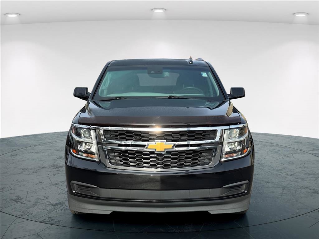 2019 Chevrolet Tahoe LT photo 2