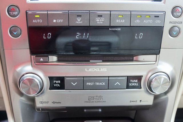 Used 2019 Red Lexus 460 Luxury image 27