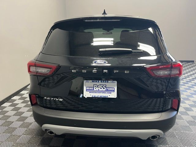 2025 Ford Escape Active photo 4