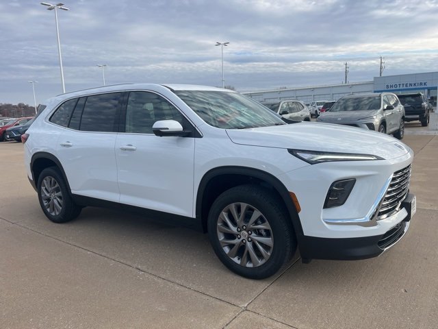 2026 Buick Enclave Preferred's photo